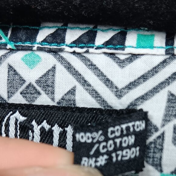 CRUEL Women's Printed Long Sleeve Western Pearl Snap Shirt Size M Rodeo Cowgirl - Picture 4 of 5